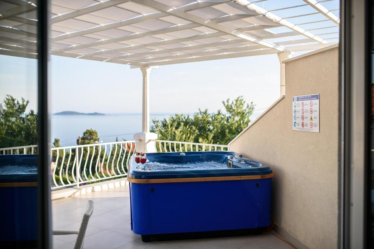 Aurora Seaview Apartment ムリニ エクステリア 写真
