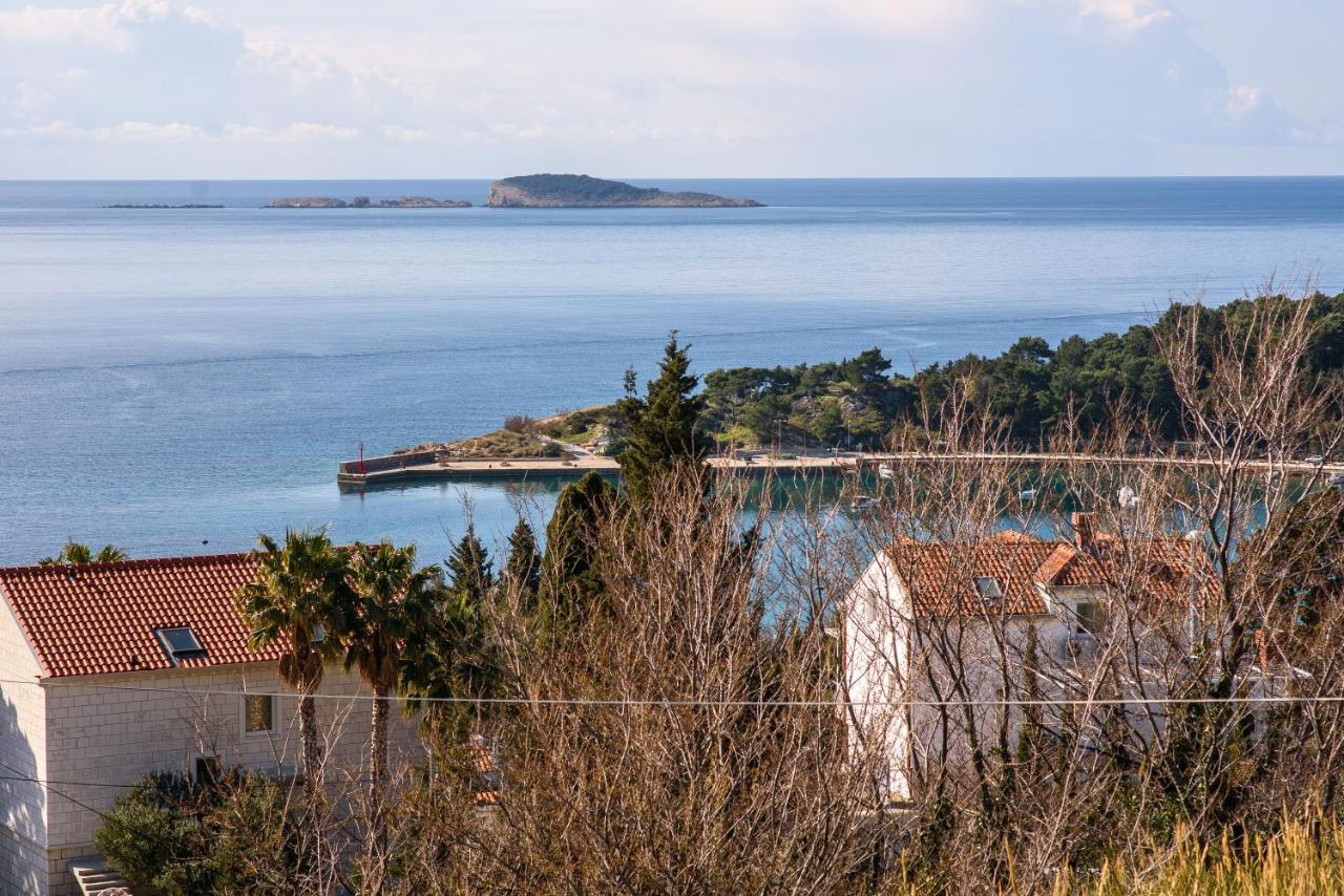 Aurora Seaview Apartment ムリニ エクステリア 写真