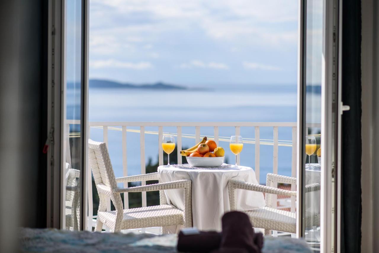 Aurora Seaview Apartment ムリニ エクステリア 写真