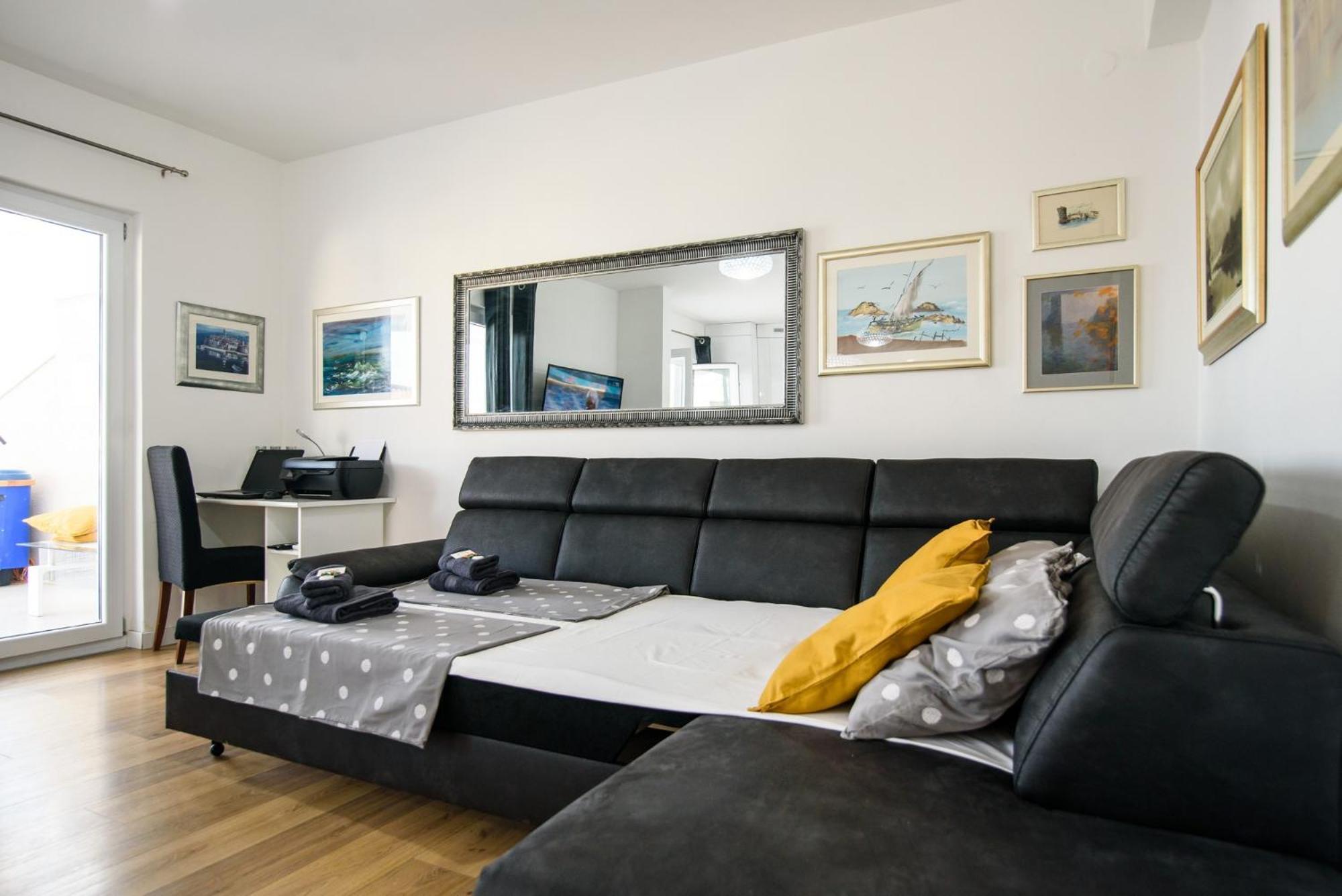 Aurora Seaview Apartment ムリニ エクステリア 写真