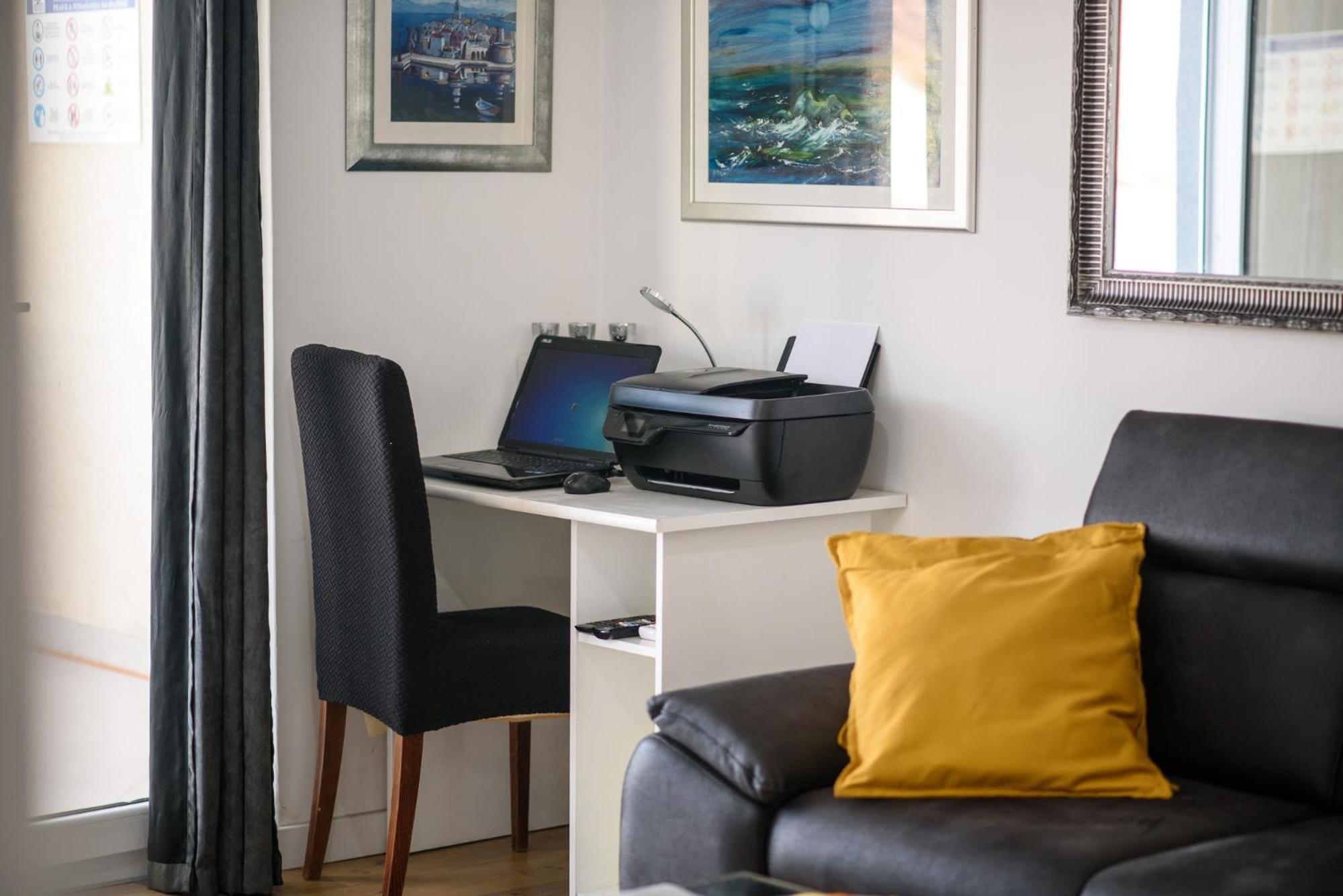 Aurora Seaview Apartment ムリニ エクステリア 写真