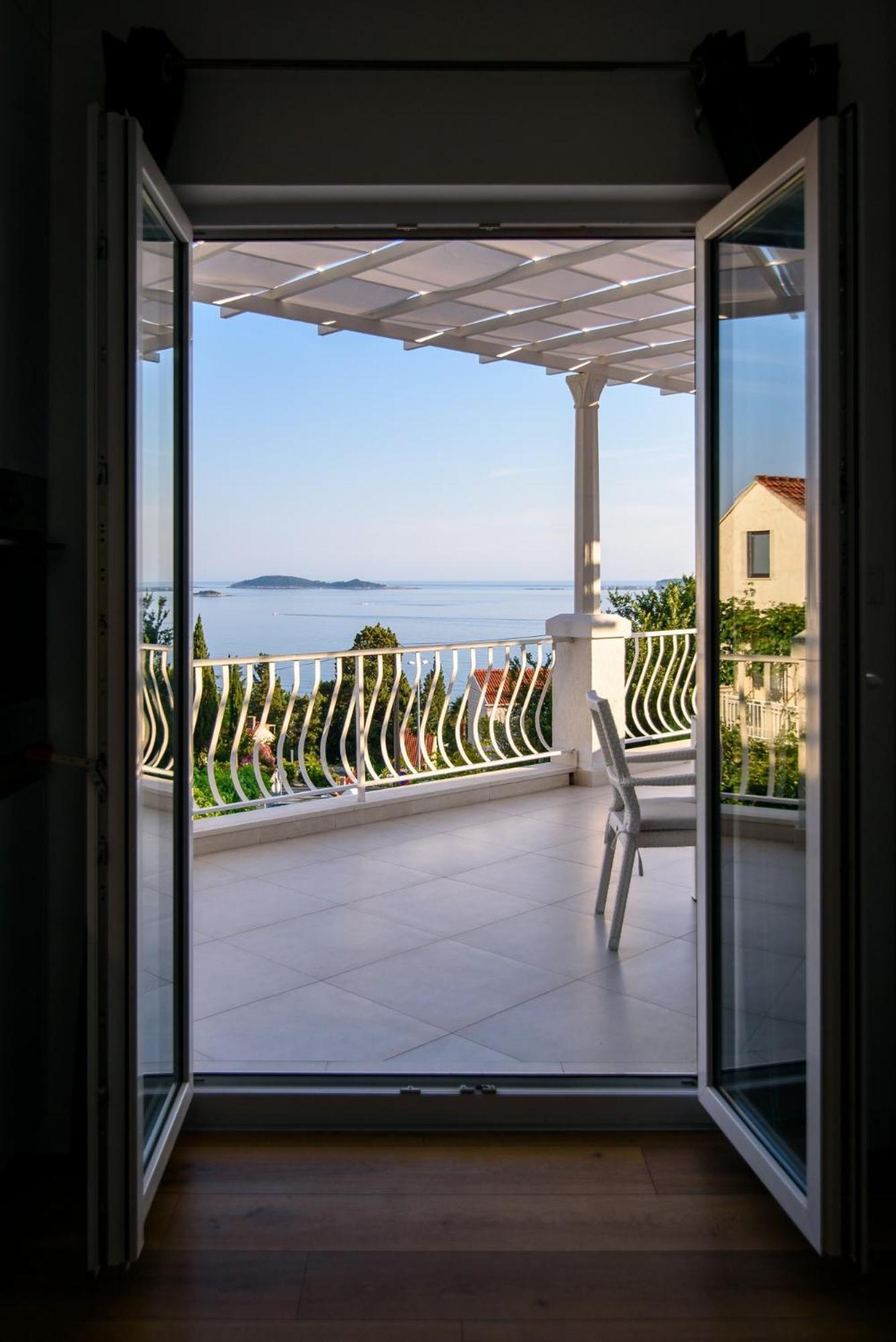 Aurora Seaview Apartment ムリニ エクステリア 写真